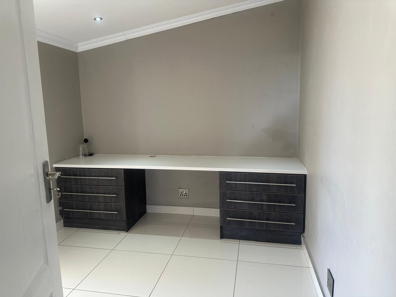 4 Bedroom Property for Sale in Bothasrus Eastern Cape